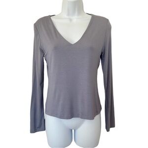 Final Touch Long Sleeve Lined V-Neck Top Lightweight Size Medium